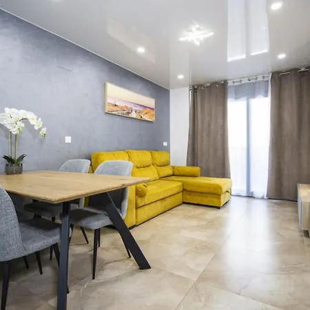 Residencial Alegria Id3 托雷维耶哈